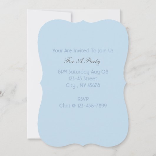 Minimalistischer, gmädchiger Strand pastellblau Einladung (Rückseite)