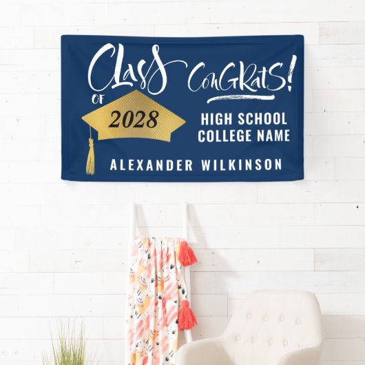 Minimalistischer Gold Grad Cap Stilvoller Script-A Banner (Insitu)