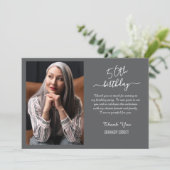 Minimalistischer GoldGeburtstag Dankeschön-Karte Einladung (Stehend Vorderseite)