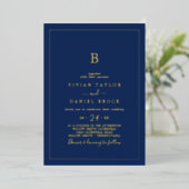 Minimalistischer Goldstreifen | Navy Blue Monogram Folieneinladung (Stehend vorne)