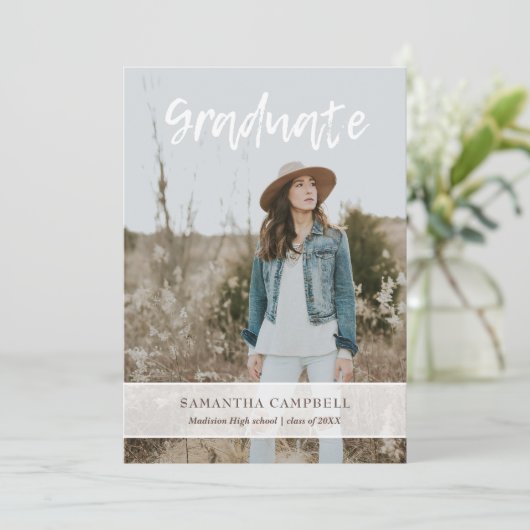 Minimalistischer handgeschriebener Script-Foto-Abs Ankündigung (Stehend Vorderseite)