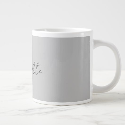 Minimalistischer handgeschriebener Skriptname Grau Jumbo-Tasse (Rechts)