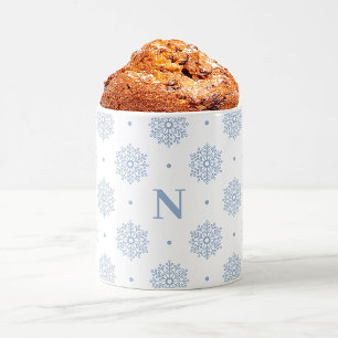 Minimalistischer hellblauer Schneeflocken Monogram Kaffeetasse