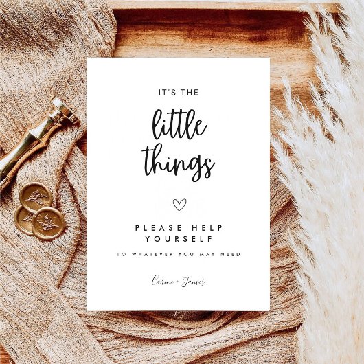 Minimalistischer Hochzeitssaal Sockelschild