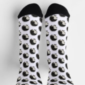 Minimalistischer Igel – Tierdesign mit schwarzer T Socken (Oben)