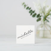 Minimalistischer kursiver Text Quadratische Visitenkarte (Stehend Vorderseite)