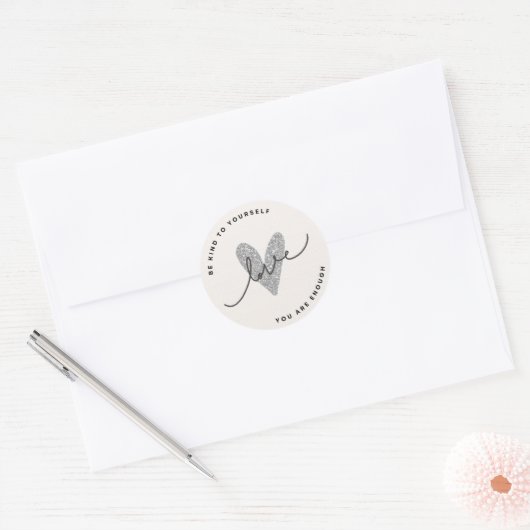Minimalistischer Liebesticker | Glitter-Herz-Zitat Runder Aufkleber (Umschlag)
