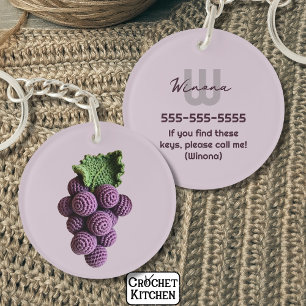 Minimalistischer Lila Oma Chic Crochet Name Schlüsselanhänger
