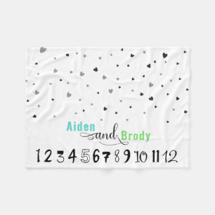 Minimalistischer Meilenstein für einfache Zwilling Fleecedecke