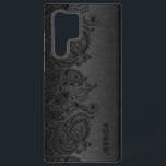 Minimalistischer metallischer Hintergrund Samsung  Samsung Galaxy Hülle<br><div class="desc">Bild eines dunkelgrauen metallischen Designs gebürstetes Aluminium mit schwarzem Blumenpaisley Spitze. Anpassbare und optionale Monogramm</div>