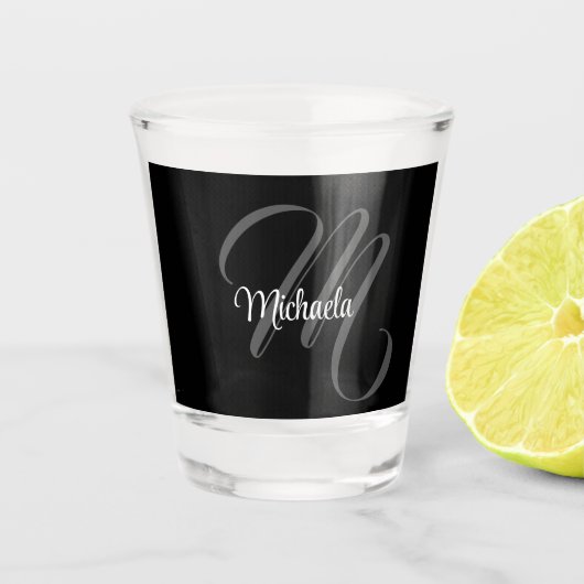 Minimalistischer moderner Monogramm-Anfangsname Schnapsglas (Vorderseite)