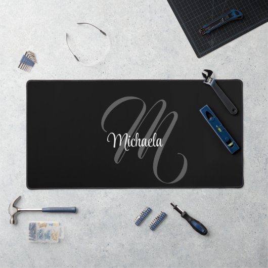 Minimalistischer moderner Monogramm-Anfangsname Schreibtischunterlage (Arbeitsplatz)