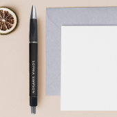 Minimalistischer moderner schwarzer Stift