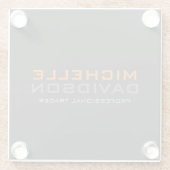 Minimalistischer Name des modernen, grauen, orange Glasuntersetzer (Rückseite)