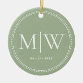 Minimalistischer New-lywings Monogram Sage Green H Keramik Ornament (Vorne)