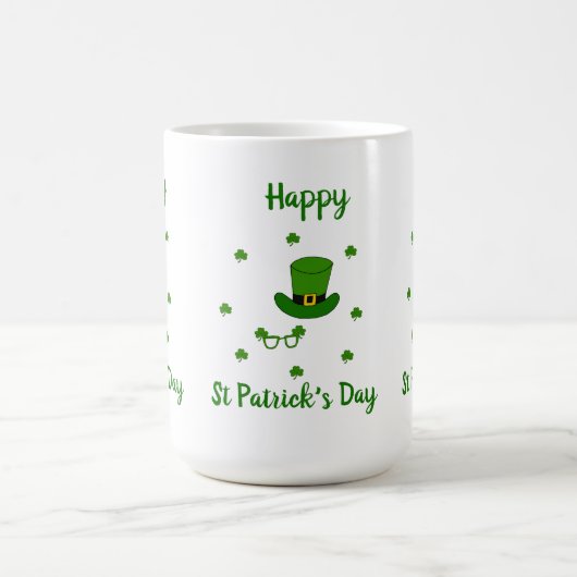 Minimalistischer Niedlicher Happy St Patrick's Day Kaffeetasse (Mittel)