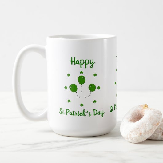 Minimalistischer Niedlicher Happy St Patrick's Day Kaffeetasse (Mit Donut)