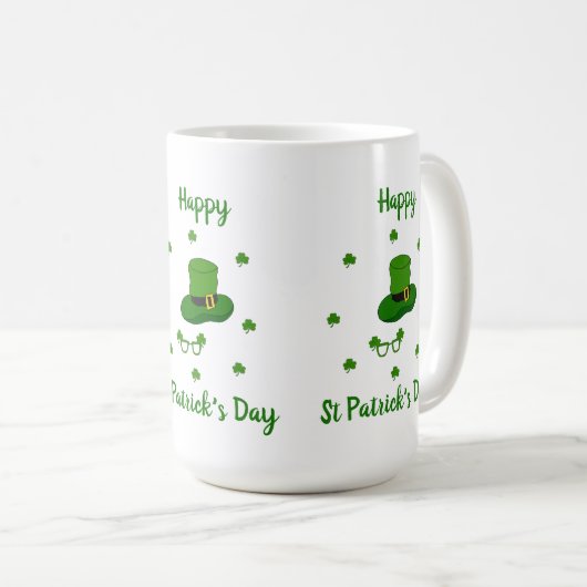 Minimalistischer Niedlicher Happy St Patrick's Day Kaffeetasse (VorderseiteRechts)