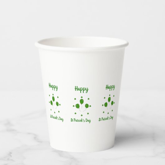 Minimalistischer Niedlicher Happy St Patrick's Day Pappbecher (Vorderseite)