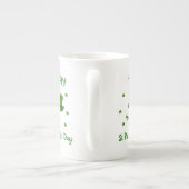 Minimalistischer Niedlicher Happy St Patrick's Day Porzellantasse (Rückseite)