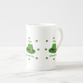 Minimalistischer Niedlicher Happy St Patrick's Day Porzellantasse (Vorderseite Rechts)
