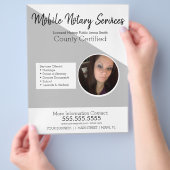 Minimalistischer Notar Mobile Services Foto Flyer (Hand)