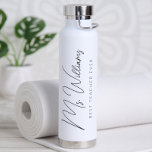 Minimalistischer Personalisiert bester Lehrer je Trinkflasche<br><div class="desc">Bleibe im Stil mit dieser Wasserflasche "Bester Lehrer je", die mit minimalistischer und moderner Touch entworfen wurde. Ideal für Lehrer, die jeden Tag inspiriert, führen und etwas bewegen. ・ Sleek Design: Ein sauberes, einfaches Layout mit eleganter Typografie macht diese Flasche zu einem vielseitigen Accessoire für Arbeit, Zuhause oder unterwegs. ・...</div>