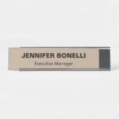 Minimalistischer, personalisierter, kundenspezifis schreibtischnamensplakette (Vorderseite )