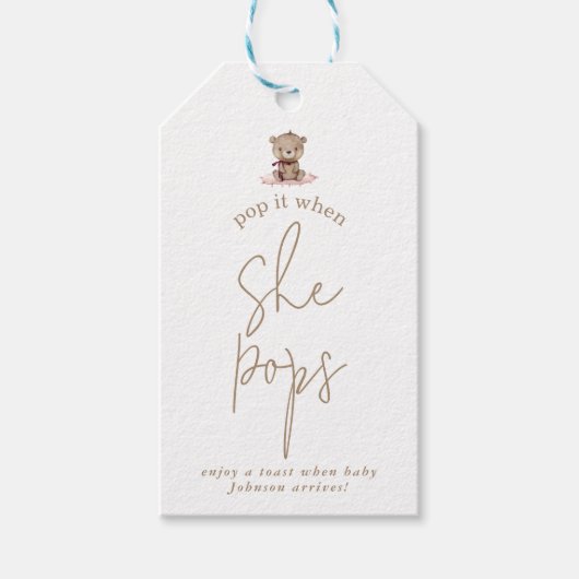 Minimalistischer Pink Teddy Bear Baby Dusche Pop I Geschenkanhänger (Vorderseite)