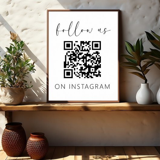 Minimalistischer QR-Code auf Instagram Poster