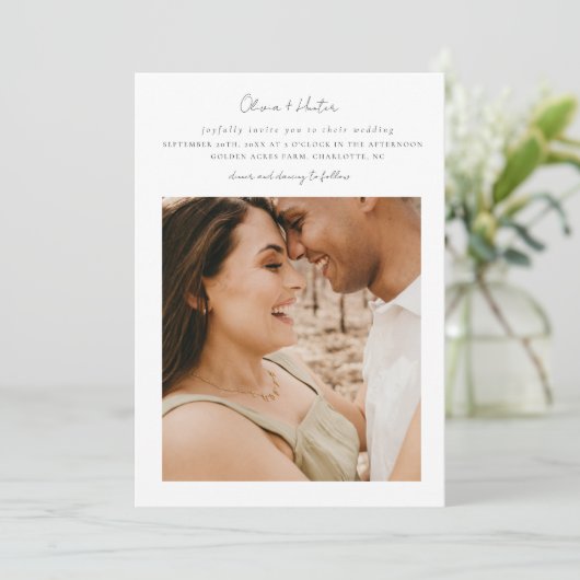 Minimalistischer QR-Code in einer Einladung zur Ho (Stehend Vorderseite)