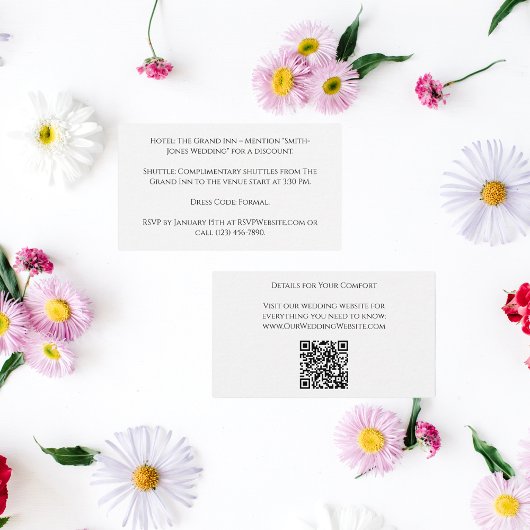 Minimalistischer QR-Code und Hochzeitstempeln Begleitkarte