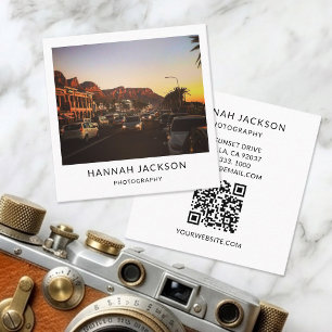 Minimalistischer QR-Code Vintage-Fotografie Quadratische Visitenkarte