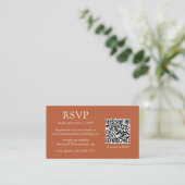 Minimalistischer QR Code Wedding Terracotta UAWG Begleitkarte (Stehend Vorderseite)