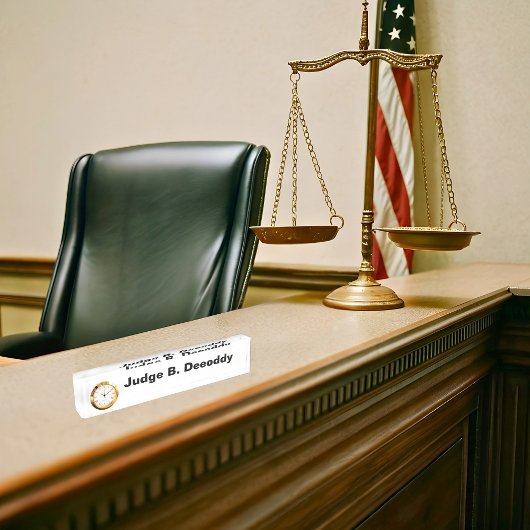 Minimalistischer Richter White Namplate Namensplakette