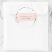 Minimalistischer rosa Abstrakter Pinselstrich Runder Aufkleber (Tasche)