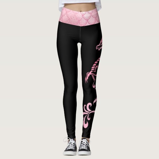 Minimalistischer Rosa Schwarzer Irisierender Drach Leggings (Vorderseite)