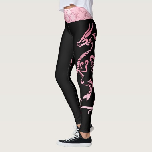 Minimalistischer Rosa Schwarzer Irisierender Drach Leggings (Links)