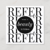 Minimalistischer Salon mit Schwarz-Weiß-Chic Empfehlungskarte (Vorderseite)