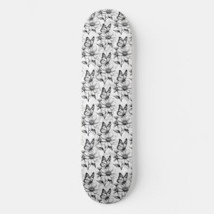 Minimalistischer Schmetterling im Design der Blume Skateboard