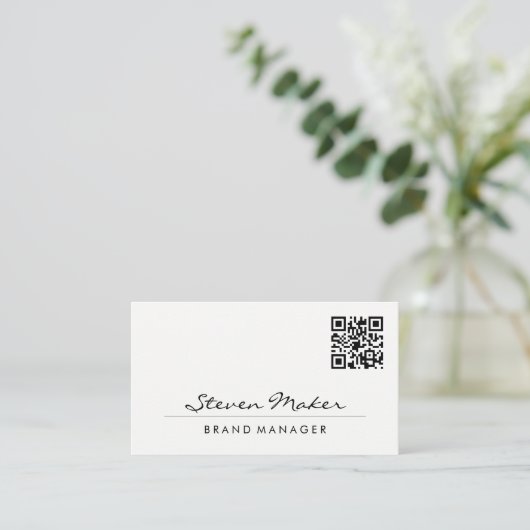 Minimalistischer Schriftart | QR-Code Visitenkarte (Stehend Vorderseite)