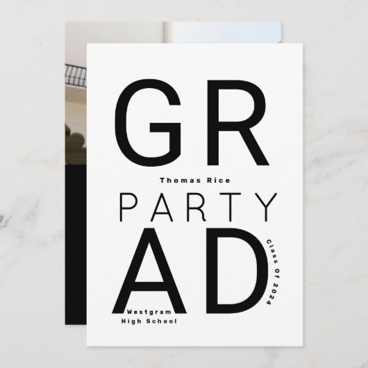 Minimalistischer Schwarz-Weiß-Abschluss Einladung (Vorne/Hinten)