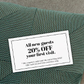 Minimalistischer Schwarz-weißer Saloncoupon Rabattkarte