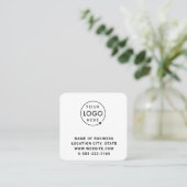 Minimalistischer schwarzer Logo-QR-Code-Scan Quadratische Visitenkarte (Stehend Vorderseite)