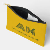 Minimalistischer Senf und Waldgrün-Monogramm Zubehörtasche (Offen)