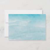 Minimalistischer Sommer Blue Ocean Beach Hochzeit RSVP Karte (Rückseite)