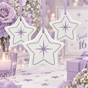 Minimalistischer Stern und violette Umrandung auf Keramik Ornament