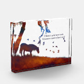 Minimalistischer Stilgeist in der PferdeMemorial Fotoblock (Links)