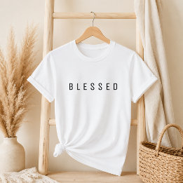 Minimalistischer T - Shirt BLESSED-Text