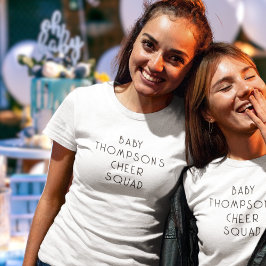 Minimalistischer Text Baby Name Cheke Squad T-Shirt